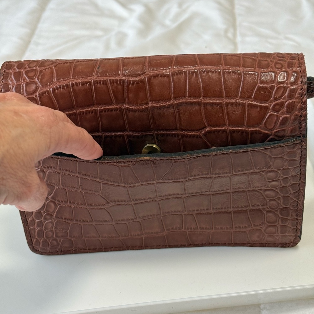 Patricia Nash Brown Croc-Embossed Crossbody Bag turn lock flap purse - Picture 5 of 12